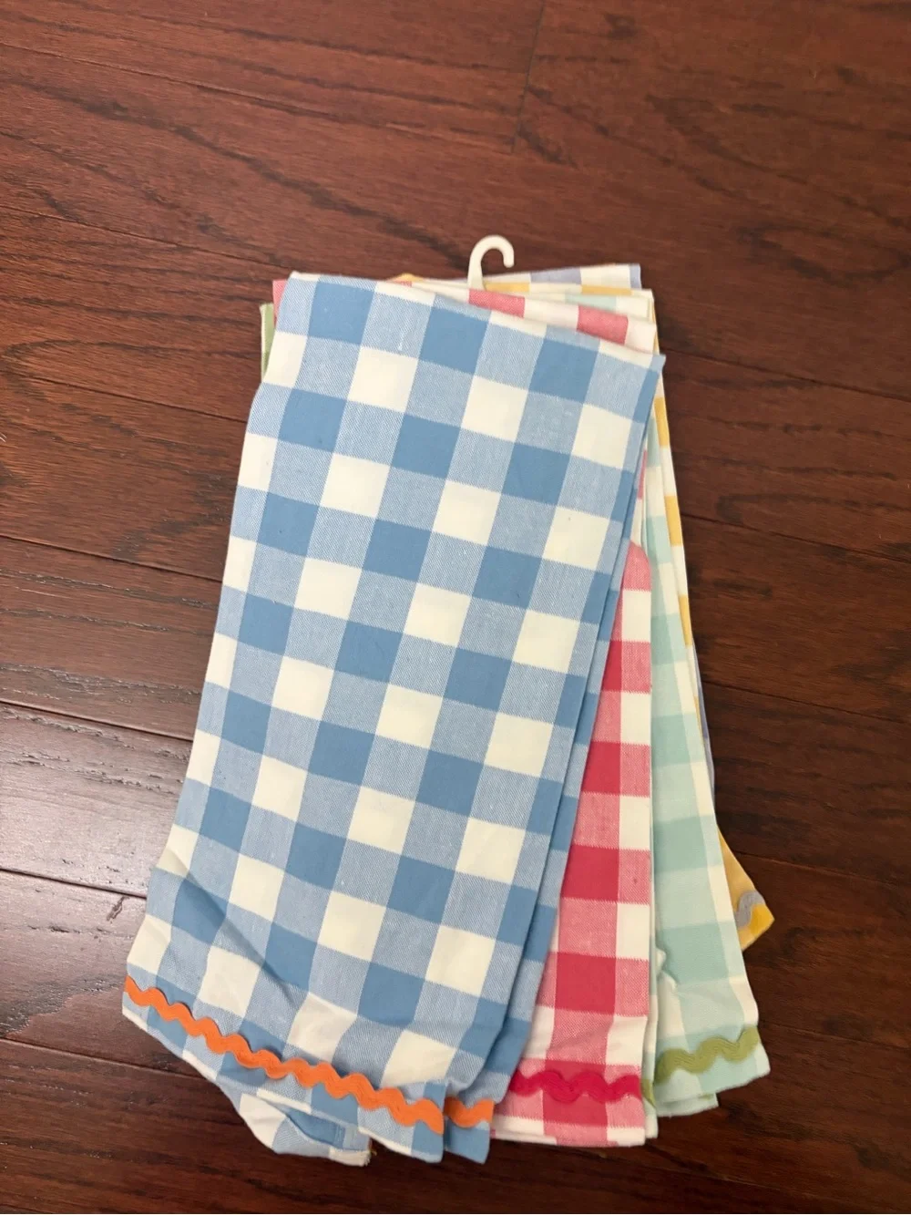 NEW Martha Stewart Everyday Gingham Ric Rack Trim Set of 7 Kitchen Dish Towels